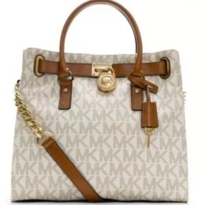 Michael Kors Hamilton Purse in excellent condition